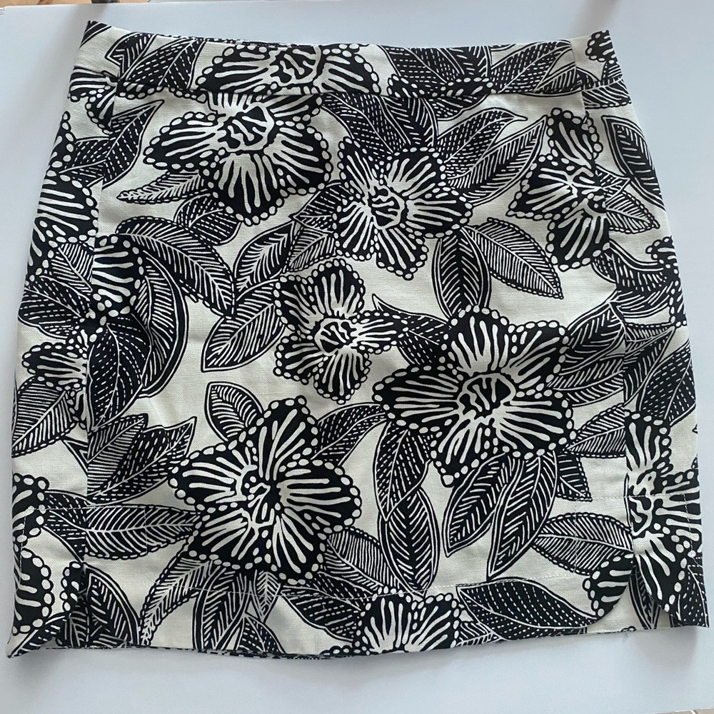 J CREW Mini Skirt - Floral Black and White